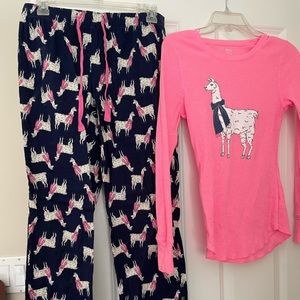 Old Navy llama PJ set sz sm-med.
